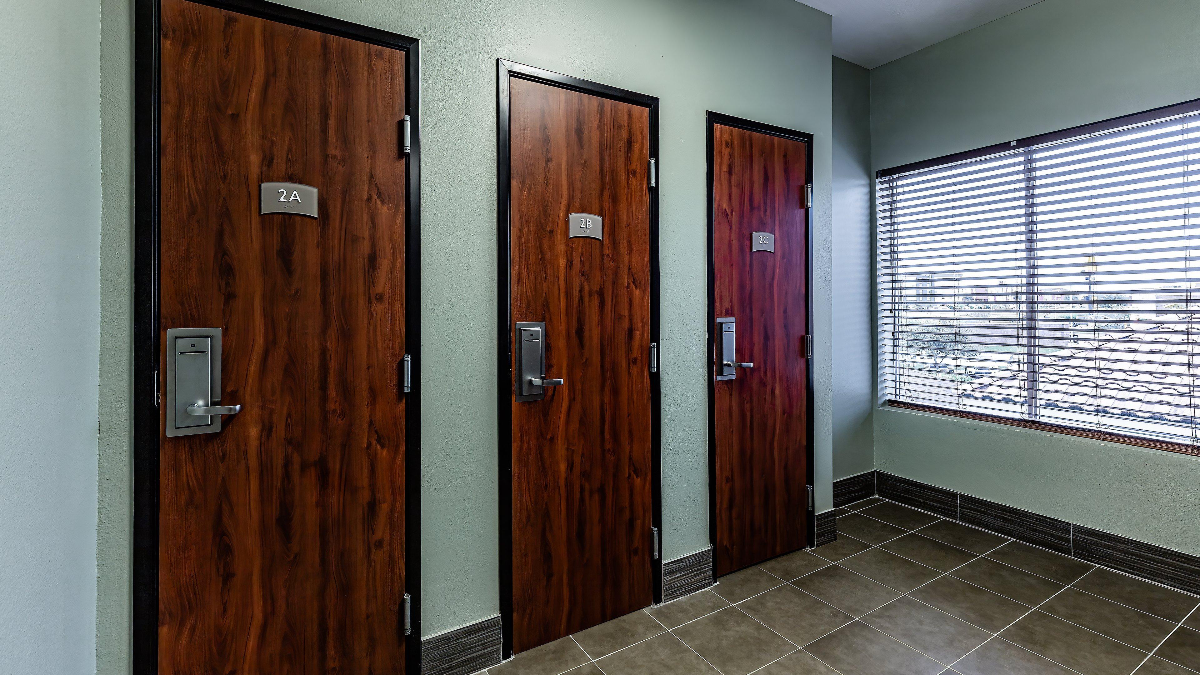 Staybridge Suites Laredo By Ihg Exterior foto