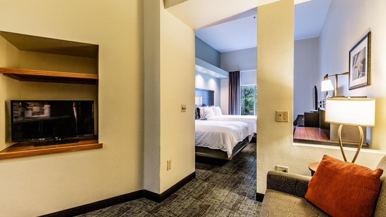 Staybridge Suites Laredo By Ihg Exterior foto